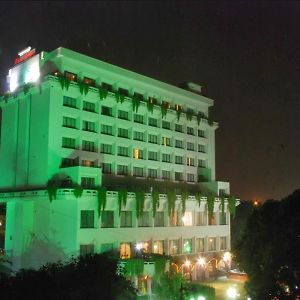 Hotel Kanha Shyam